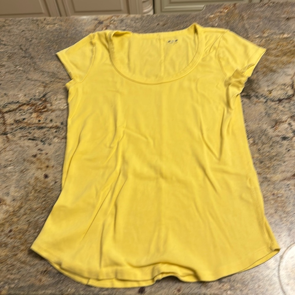 Three dots, cotton yellow t shirt. Minimally worn.